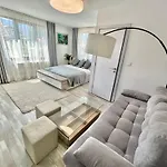 Bulgarane House *