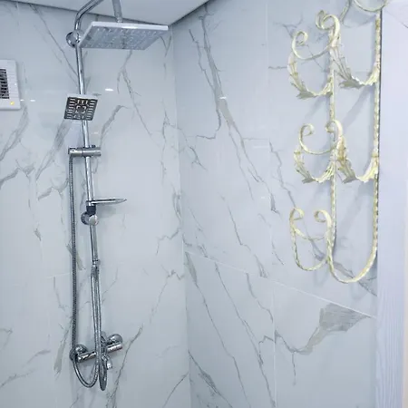 Bulgarane House Konukevi